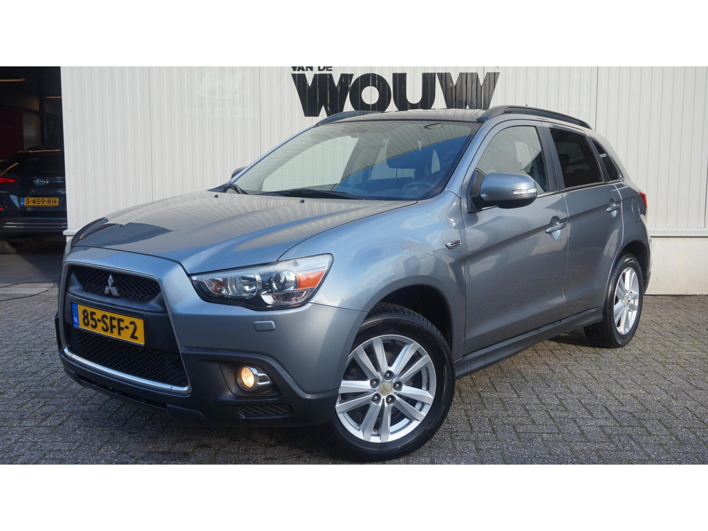 57225427